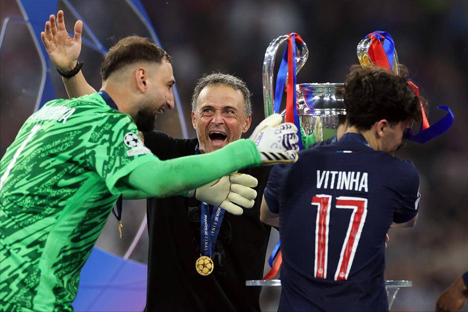 太快了!大巴黎有了新门神,钱多多成了牛夫人,曼城做梦也要笑醒